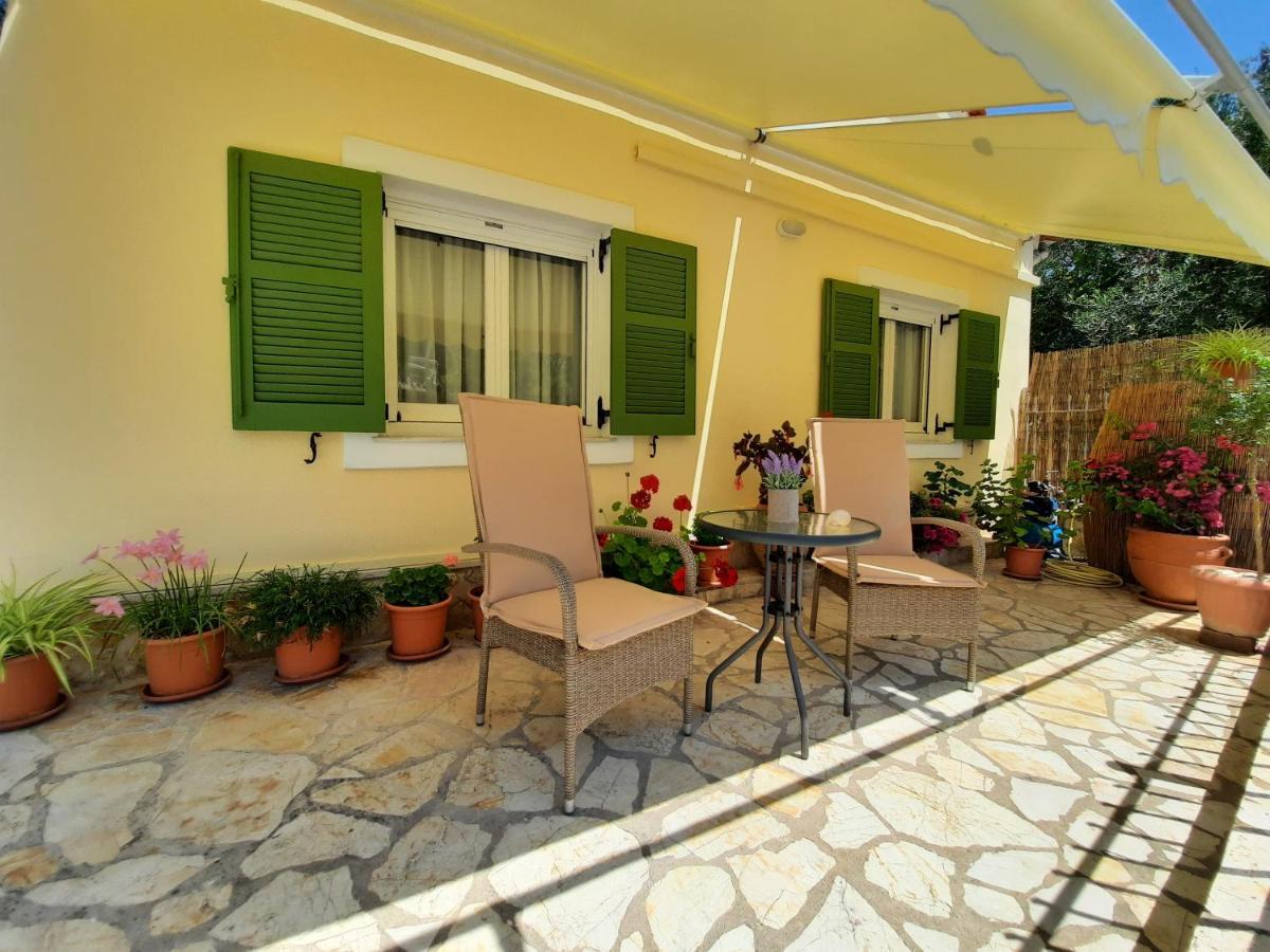 Blue Horizon  Villa Mpoukaris Exterior foto