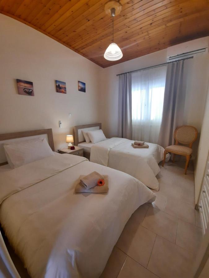 Blue Horizon  Villa Mpoukaris Exterior foto