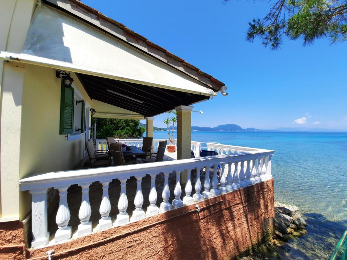 Blue Horizon  Villa Mpoukaris Exterior foto