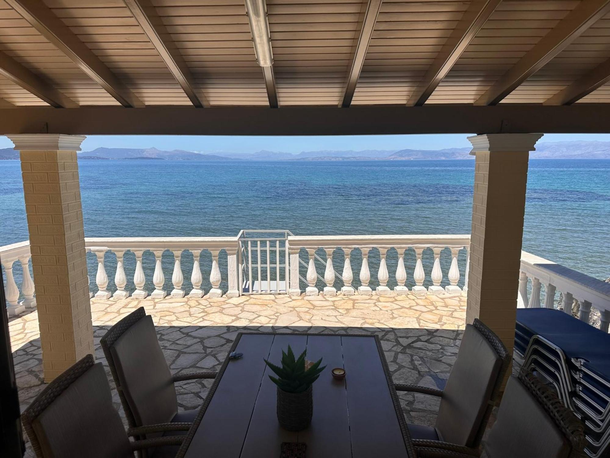 Blue Horizon  Villa Mpoukaris Exterior foto