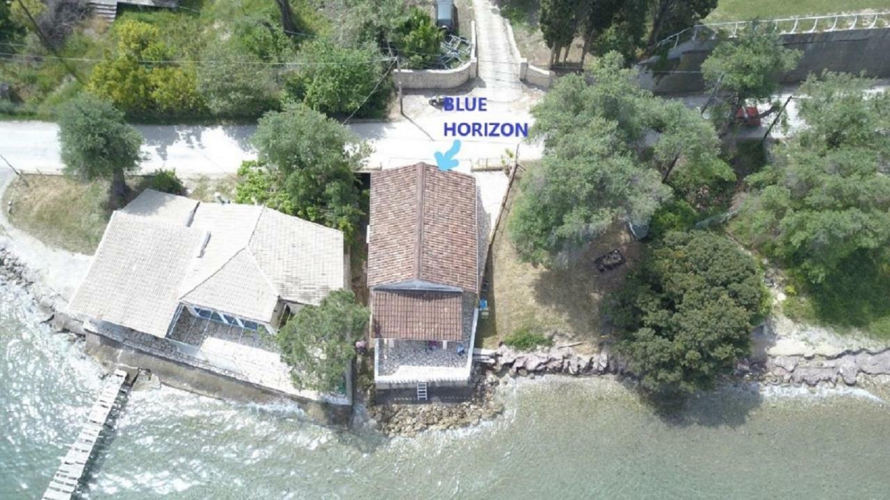 Blue Horizon  Villa Mpoukaris Exterior foto